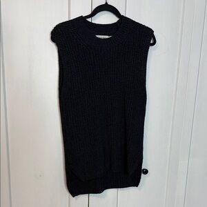Calvin Klein Grey Sleeveless Knit Top Tunic Style - Small